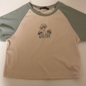 Cropped shirt